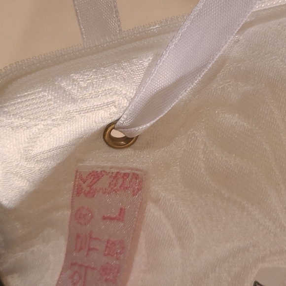 Beautiful art dress - Picture 6 of 11